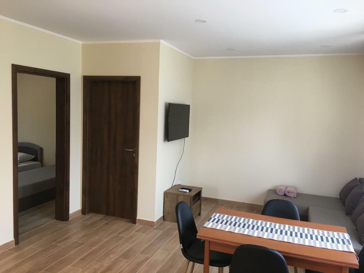 Konrad Apartman Villa Balatonmáriafürdő Exterior foto
